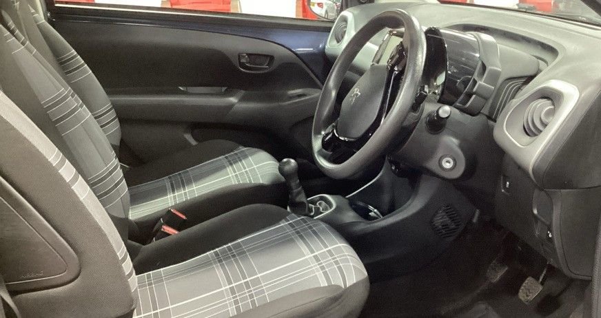 Used Peugeot 108 2016 for sale - 76482254: Photo 6