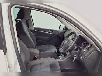 Used Volkswagen Tiguan 2015 for sale - 78556845: Photo