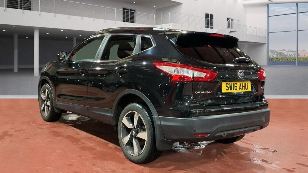 Used Nissan Qashqai 2016 for sale - 77557892: Photo 4