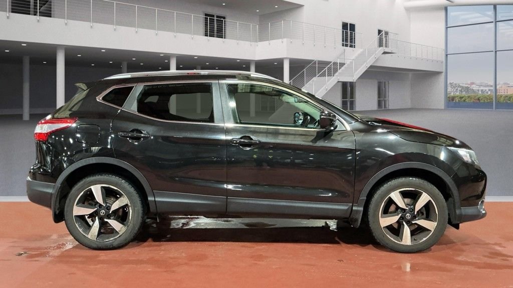 Used Nissan Qashqai 2016 for sale - 77557892: Photo 6