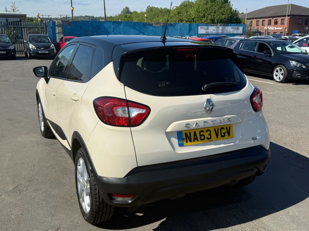 Used Renault Captur 2013 for sale - 76356339: Photo 19