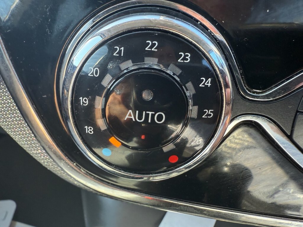 Used Renault Captur 2013 for sale - 76356339: Photo 48