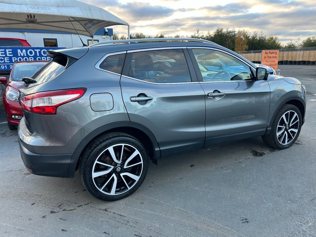 Used Nissan Qashqai 2017 for sale - 76323515: Photo 42