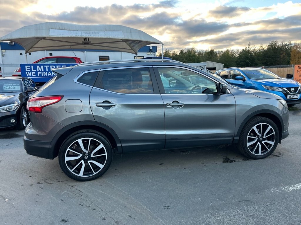Used Nissan Qashqai 2017 for sale - 76323515: Photo 46