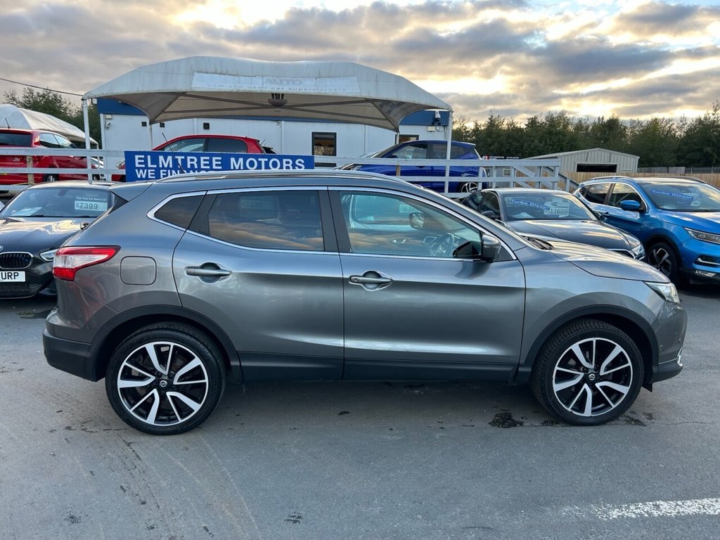 Used Nissan Qashqai 2017 for sale - 76323515: Photo 48