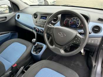 Used Hyundai i10 2016 for sale - 73831697: Photo