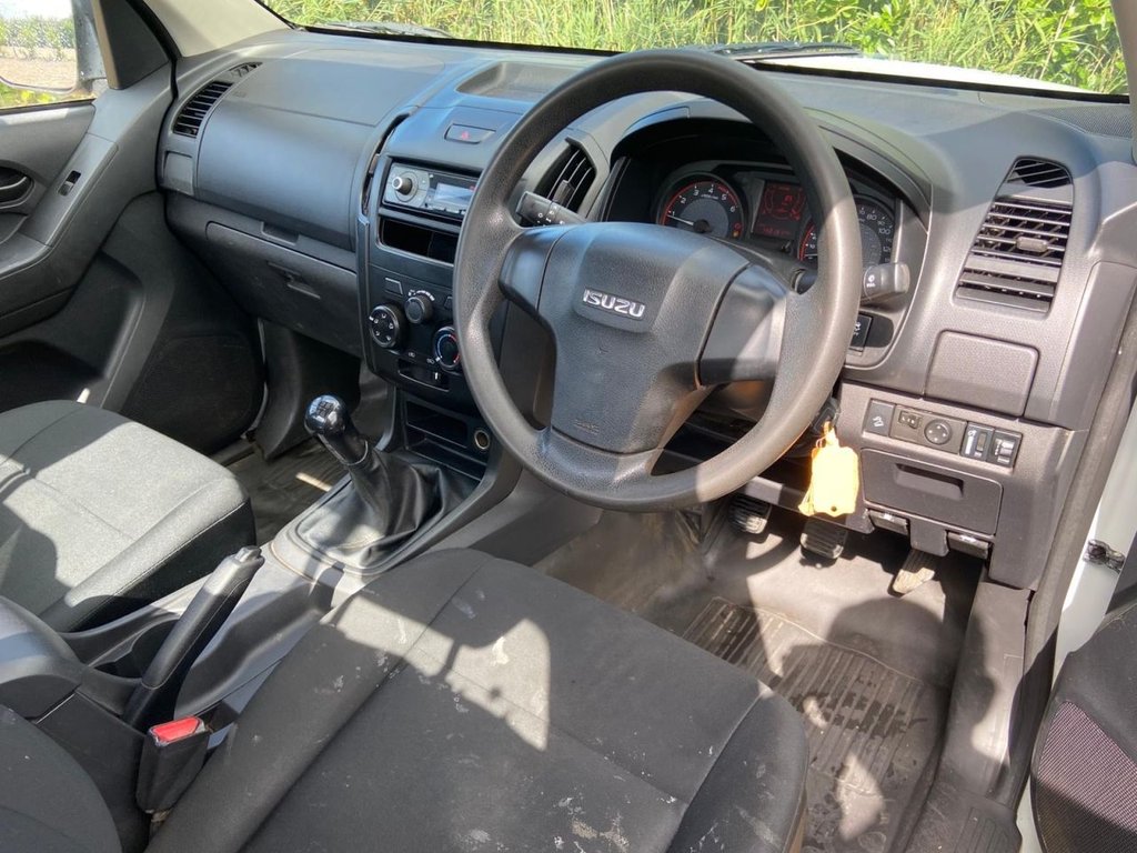 Used Isuzu D-Max 2019 for sale - 76147633: Photo 15