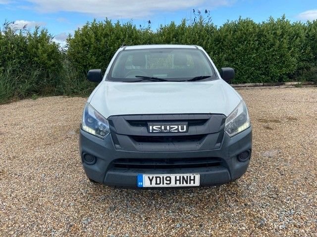 Used Isuzu D-Max 2019 for sale - 76147633: Photo 2