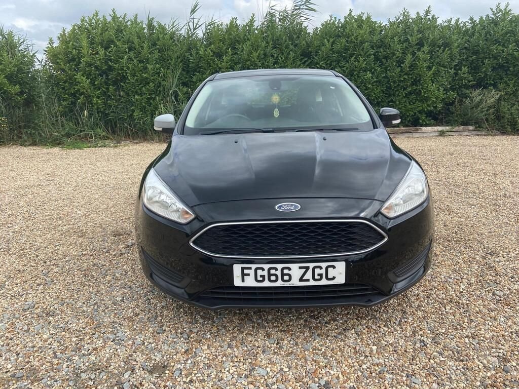 Used Ford Focus 2017 for sale - 76297189: Photo 3