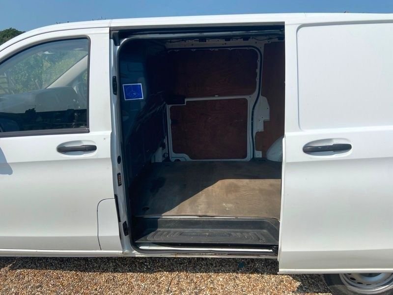 Used Mercedes-Benz Vito 2017 for sale - 76147670: Photo 11