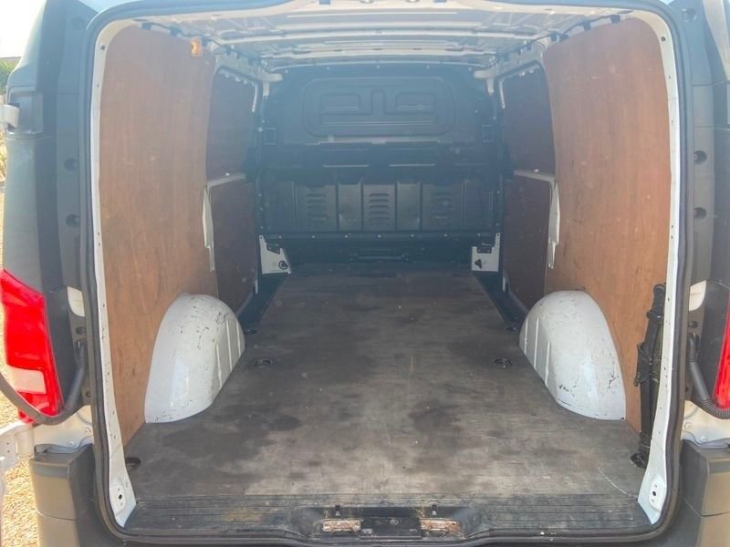Used Mercedes-Benz Vito 2017 for sale - 76147670: Photo 16