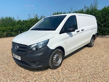 Used Mercedes-Benz Vito 2017 for sale - 76147670: Photo