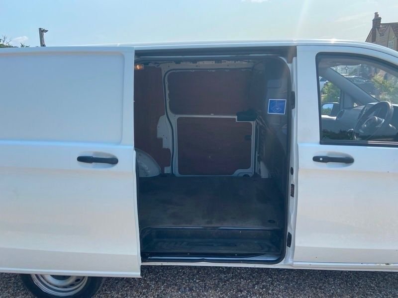 Used Mercedes-Benz Vito 2017 for sale - 76147670: Photo 7