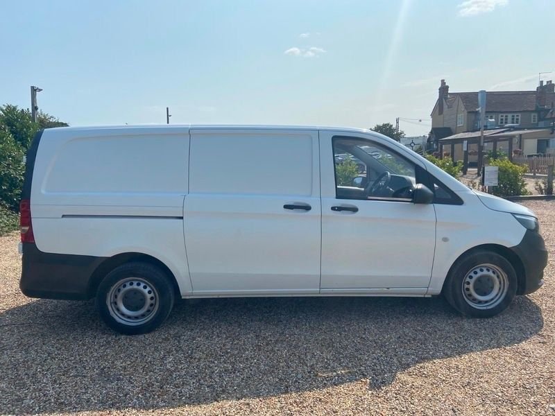 Used Mercedes-Benz Vito 2017 for sale - 76147670: Photo 9