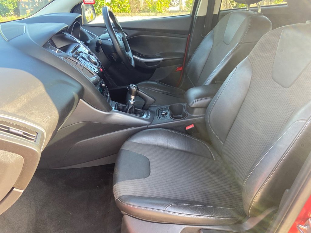 Used Ford Focus 2012 for sale - 77697963: Photo 12