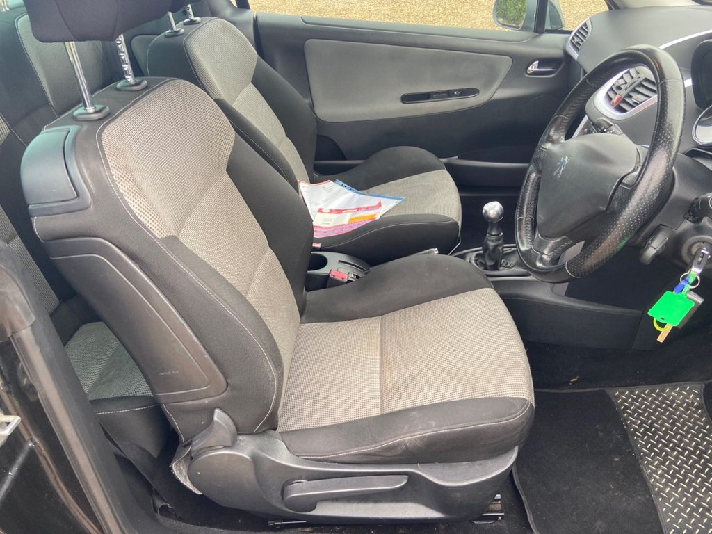 Used Peugeot 308 2009 for sale - 77177995: Photo 11