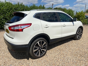 Used Nissan Qashqai 2016 for sale - 75567343: Photo