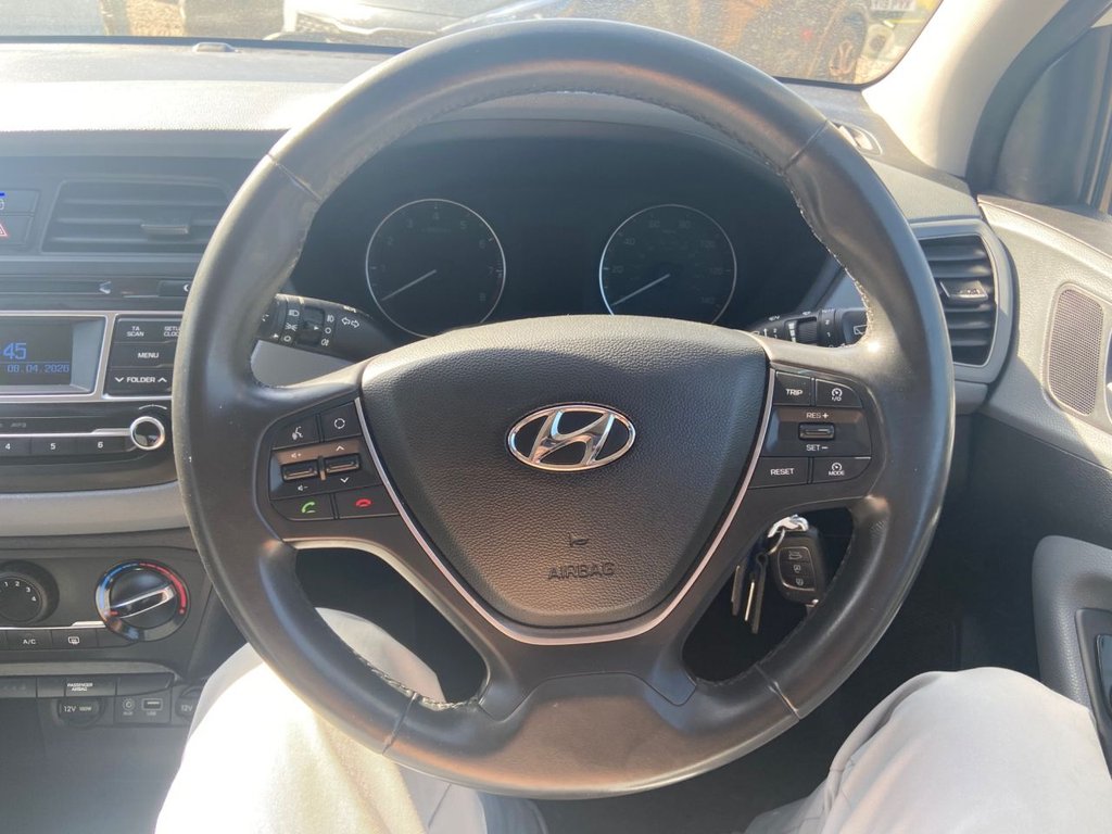 Used Hyundai i20 2015 for sale - 78206635: Photo 10