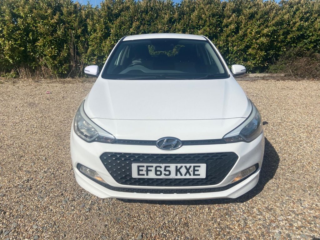 Used Hyundai i20 2015 for sale - 78206635: Photo 3