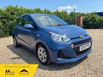 Used Hyundai i10 2018 for sale - 78959851: Photo