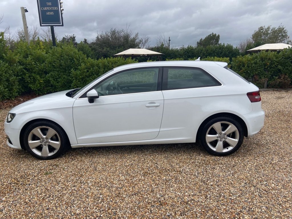 Used Audi A3 2013 for sale - 76672553: Photo 8