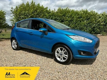 Used Ford Fiesta 2016 for sale - 78923985: Photo