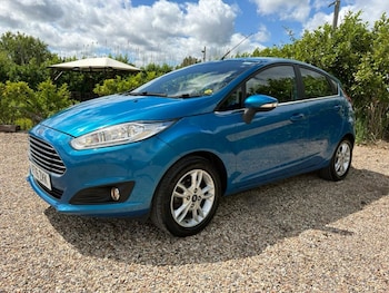 Used Ford Fiesta 2016 for sale - 78923985: Photo