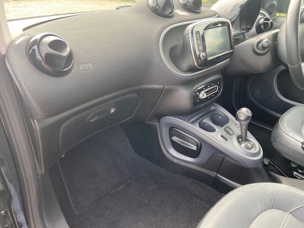 Used smart fortwo 2016 for sale - 76142400: Photo 11