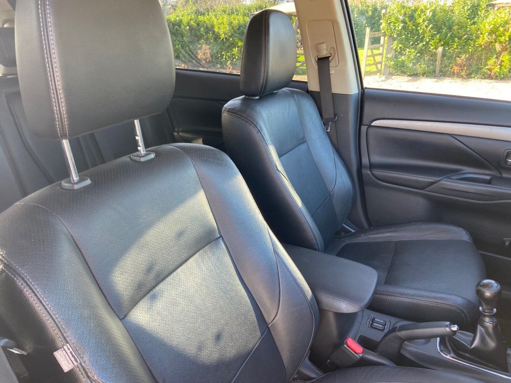 Used Mitsubishi Outlander 2013 for sale - 76642650: Photo 20