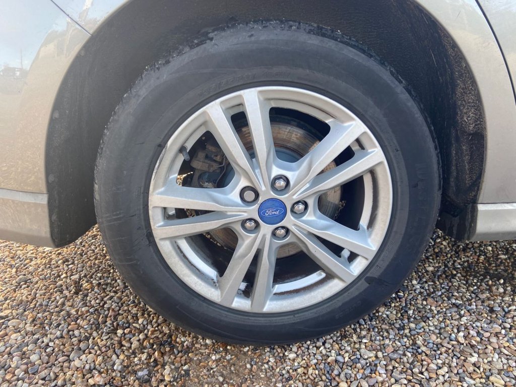 Used Ford S-Max 2015 for sale - 76698935: Photo 10