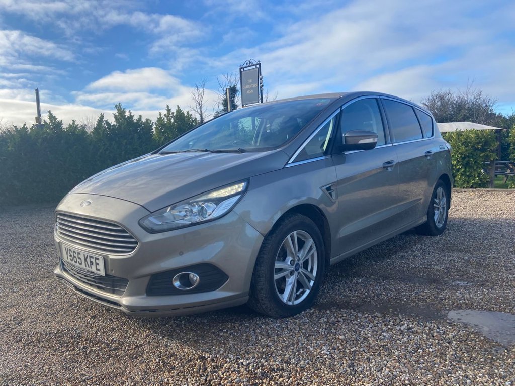 Used Ford S-Max 2015 for sale - 76698935: Photo 2