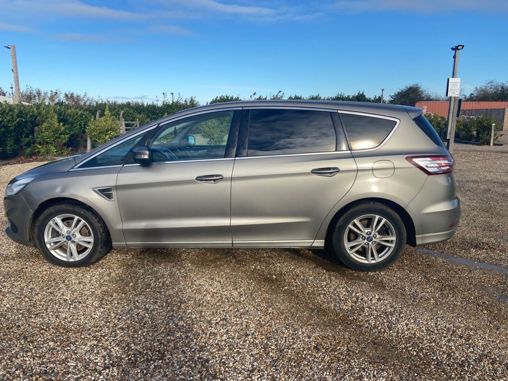 Used Ford S-Max 2015 for sale - 76698935: Photo 7
