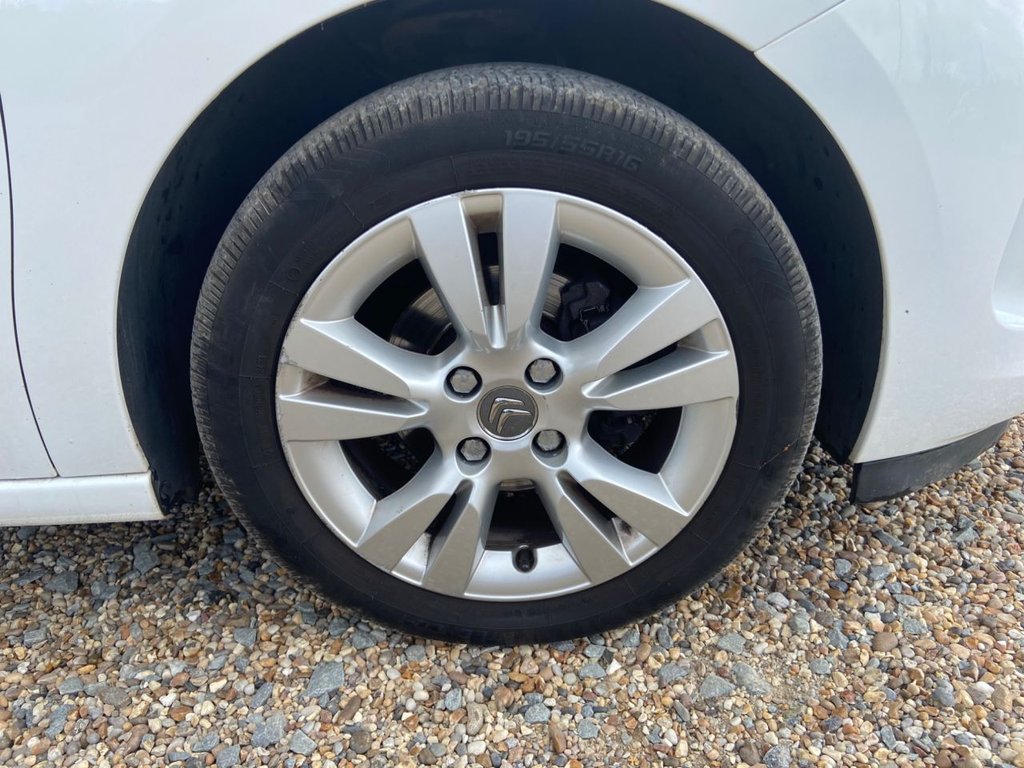 Used Citroen DS3 2013 for sale - 76496229: Photo 12