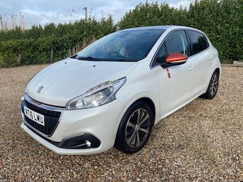 Used Peugeot 208 2016 for sale - 79400475: Photo