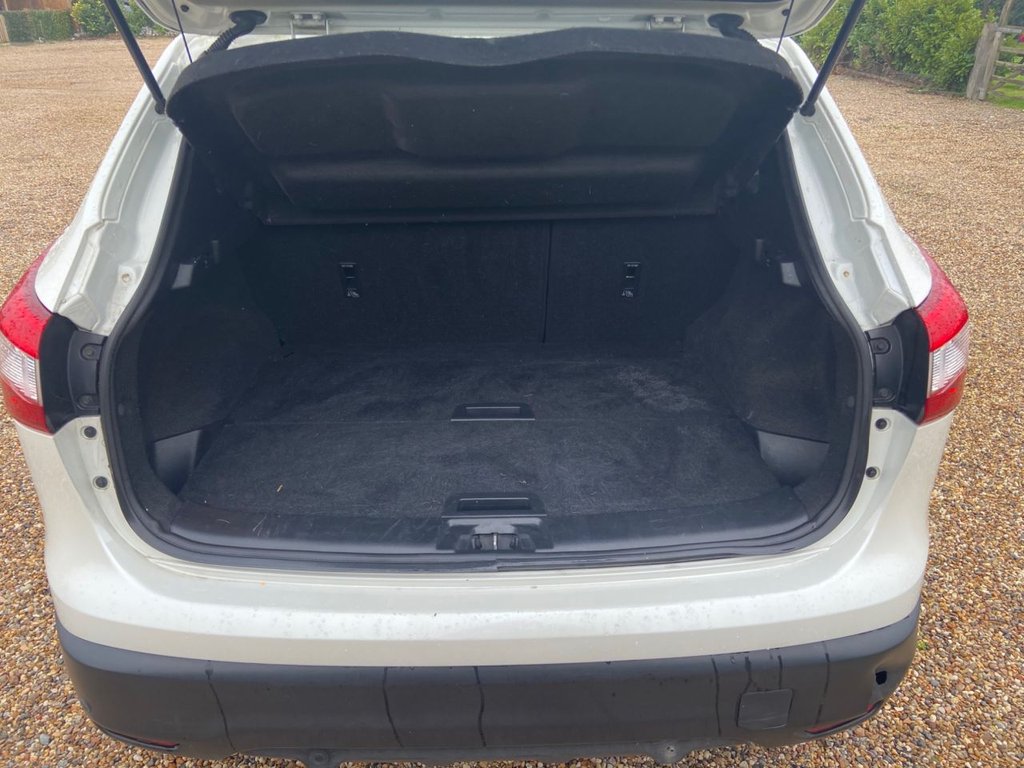 Used Nissan Qashqai 2015 for sale - 77327958: Photo 16