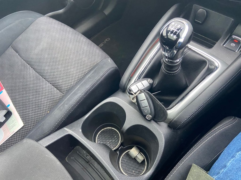 Used Nissan Qashqai 2015 for sale - 77327958: Photo 24