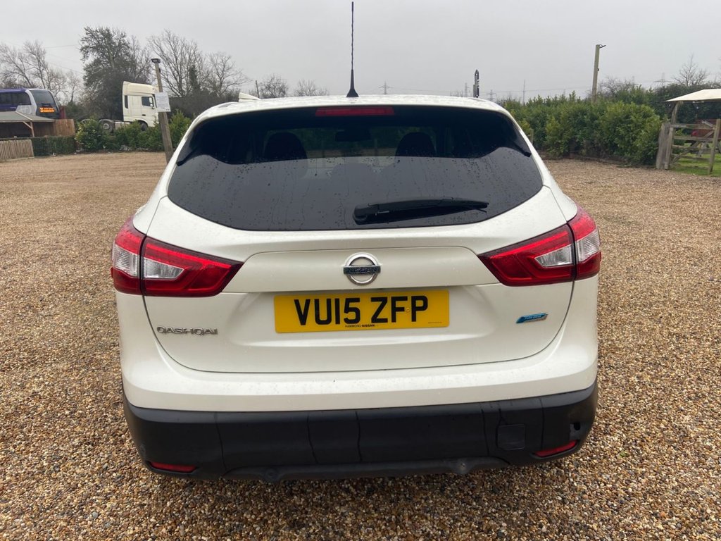 Used Nissan Qashqai 2015 for sale - 77327958: Photo 3