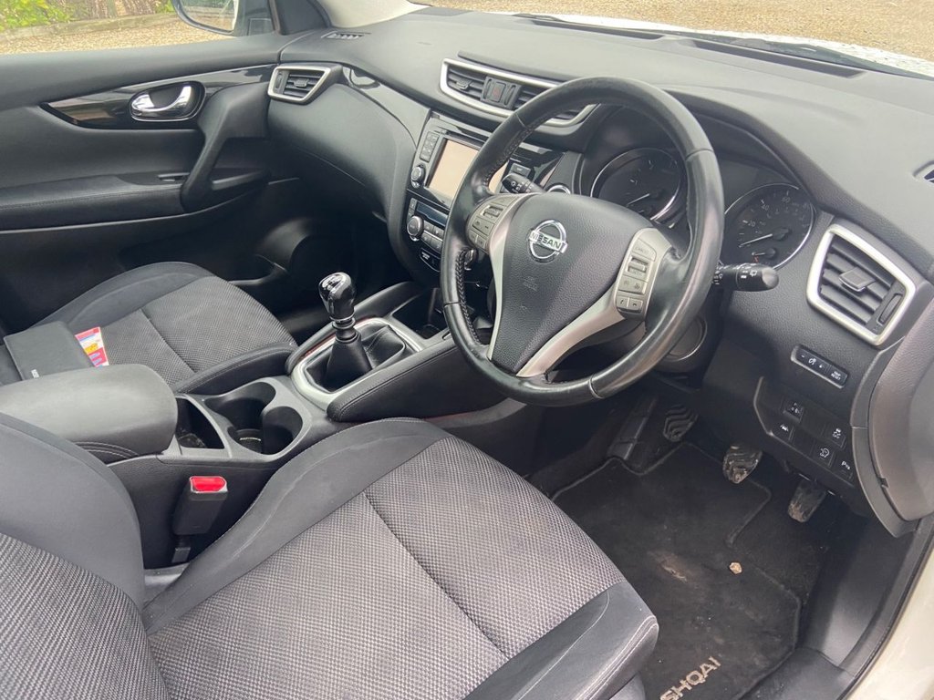 Used Nissan Qashqai 2015 for sale - 77327958: Photo 9