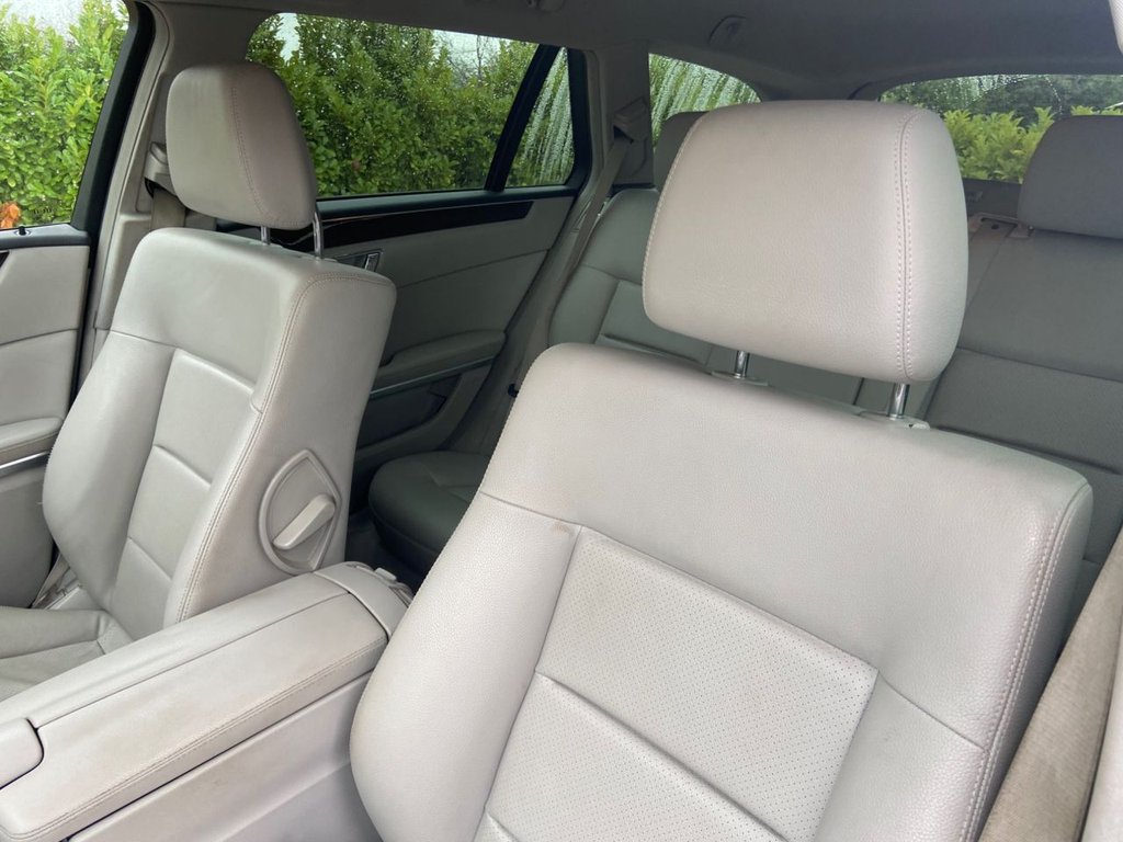 Used Mercedes-Benz E Class 2011 for sale - 76563370: Photo 12