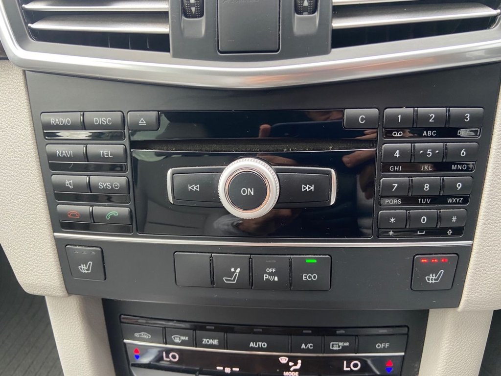 Used Mercedes-Benz E Class 2011 for sale - 76563370: Photo 24