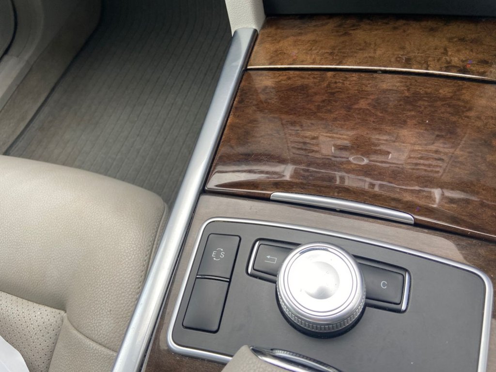 Used Mercedes-Benz E Class 2011 for sale - 76563370: Photo 26