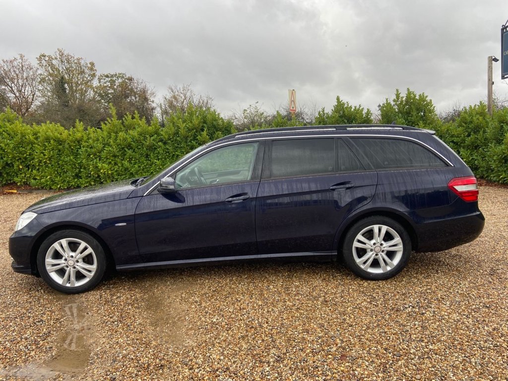 Used Mercedes-Benz E Class 2011 for sale - 76563370: Photo 6