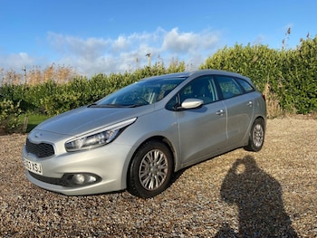 Used Kia Ceed 2018 for sale - 77014299: Photo