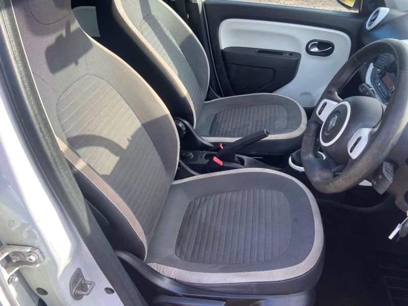 Used Renault Twingo 2015 for sale - 76142380: Photo 15