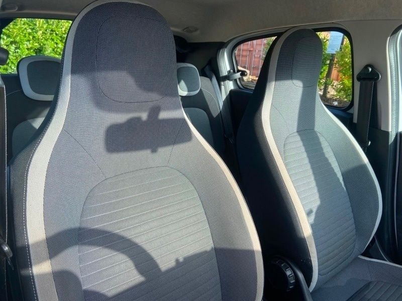 Used Renault Twingo 2015 for sale - 76142380: Photo 16