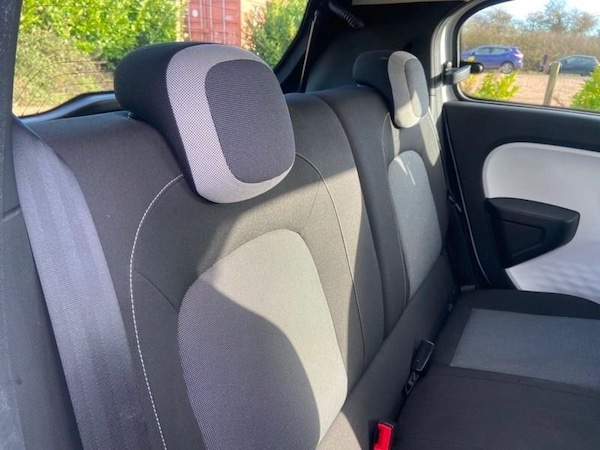 Used Renault Twingo 2015 for sale - 76142380: Photo 17