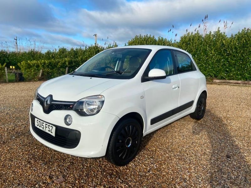 Used Renault Twingo 2015 for sale - 76142380: Photo 2