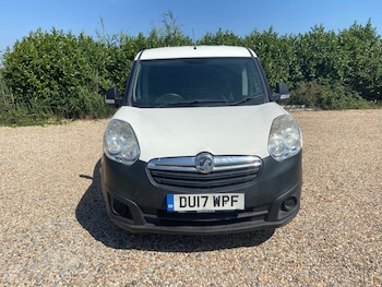 Used Vauxhall Combo 2017 for sale - 75545562: Photo