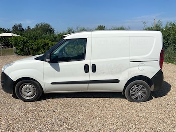 Used Vauxhall Combo 2017 for sale - 75545562: Photo