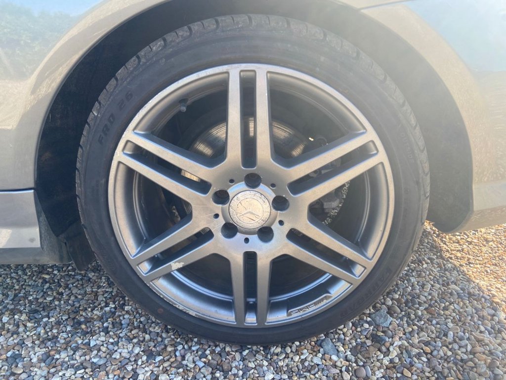 Used Mercedes-Benz E Class 2013 for sale - 77739665: Photo 29